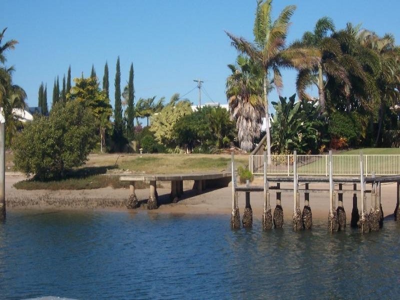 4 Kumbada Court, Minyama QLD 4575