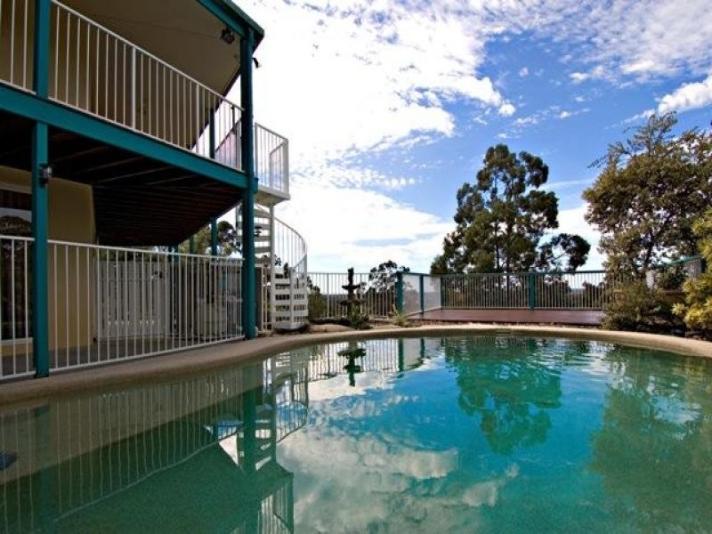 17 Forest Oak Court, Tanawha QLD 4556