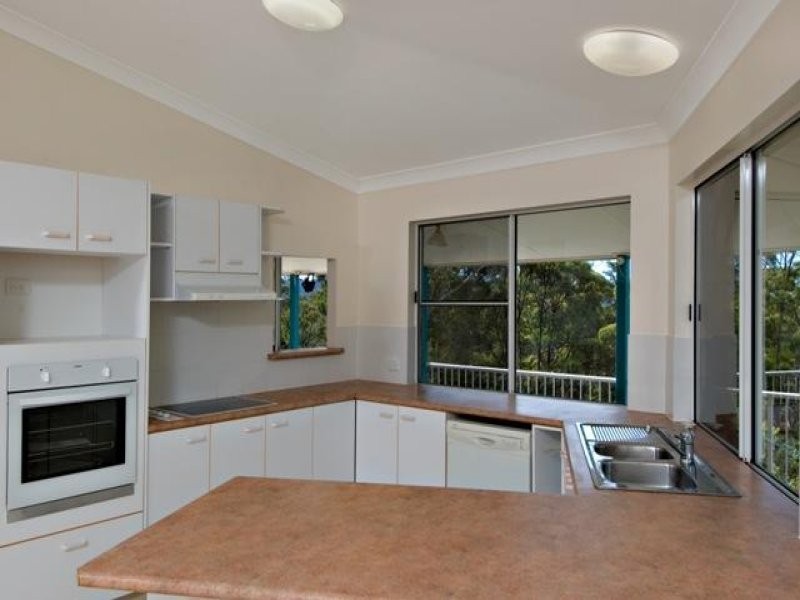 17 Forest Oak Court, Tanawha QLD 4556