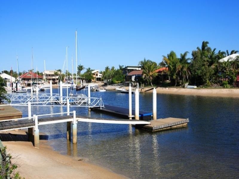 18 Jessica Boulevard, Minyama QLD 4575