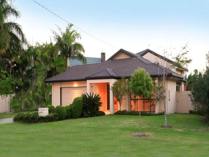18 Jessica Boulevard, Minyama QLD 4575