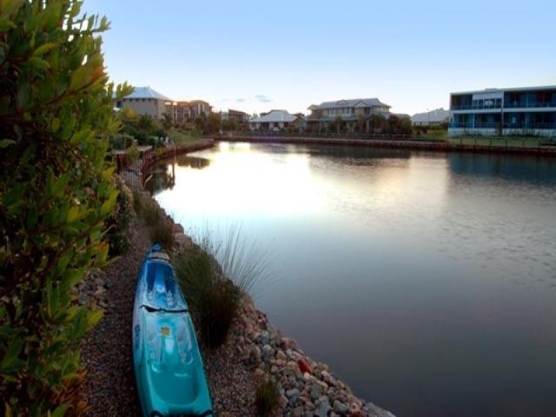 41 Baywater Drive, Twin Waters QLD 4564