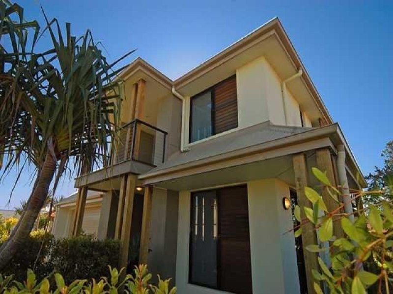 19 Madagascar Court, Kawana Island QLD 4575