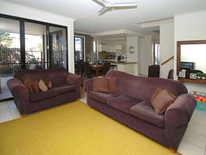 19 Madagascar Court, Kawana Island QLD 4575