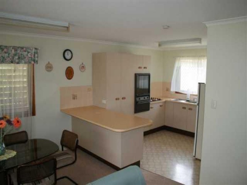 29 Ocean View Avenue, Mooloolaba QLD 4557