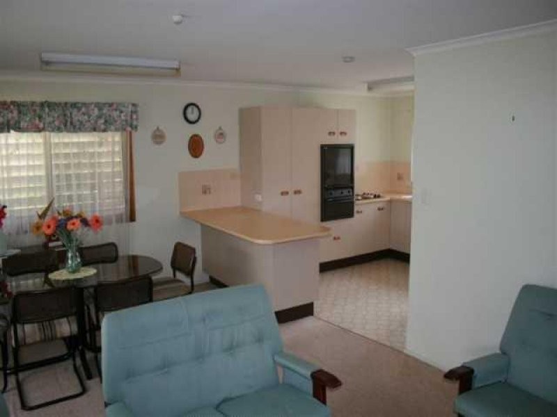 29 Ocean View Avenue, Mooloolaba QLD 4557