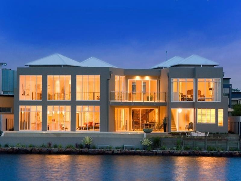 7 Waterfront Court, Twin Waters QLD 4564