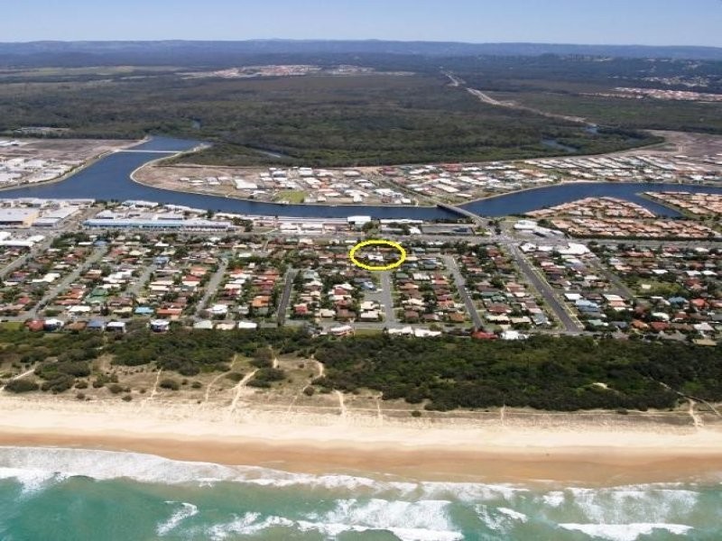 5 Mulgani Street, Warana QLD 4575