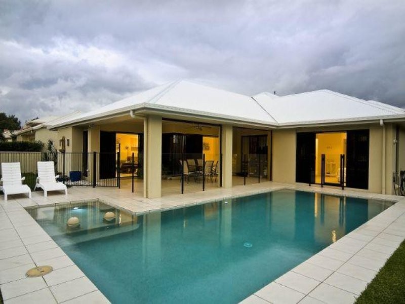 2 Webb Street, Twin Waters QLD 4564