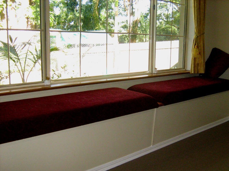 12 Tallangatta Street, Nambour QLD 4560