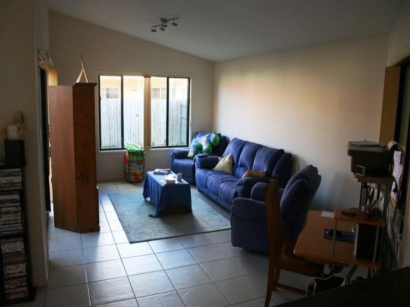 3 Martinique Court, Kawana Island QLD 4575