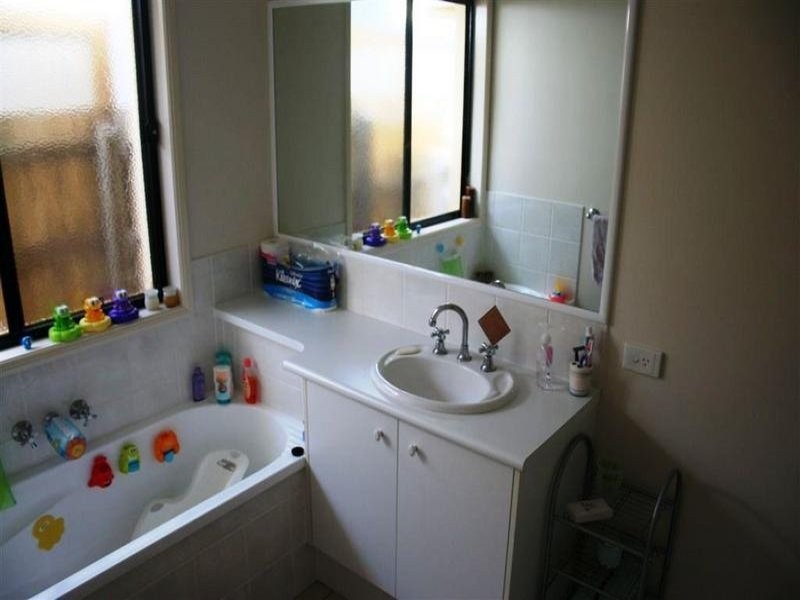 3 Martinique Court, Kawana Island QLD 4575