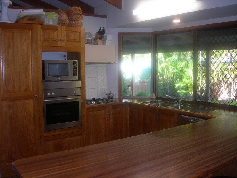 5 Karawatha Drive, Mountain Creek QLD 4557