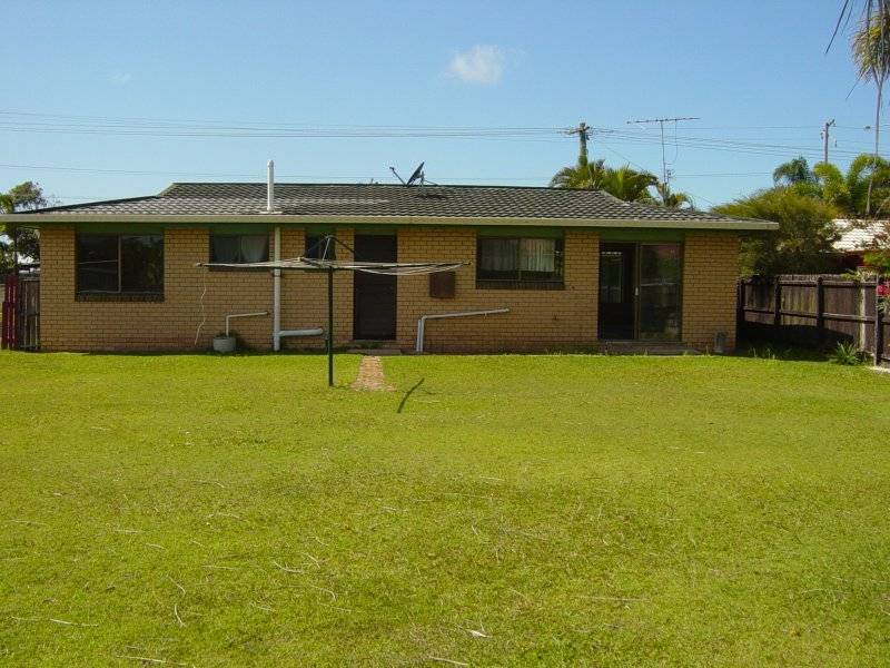 104 Nicklin Way, Warana QLD 4575