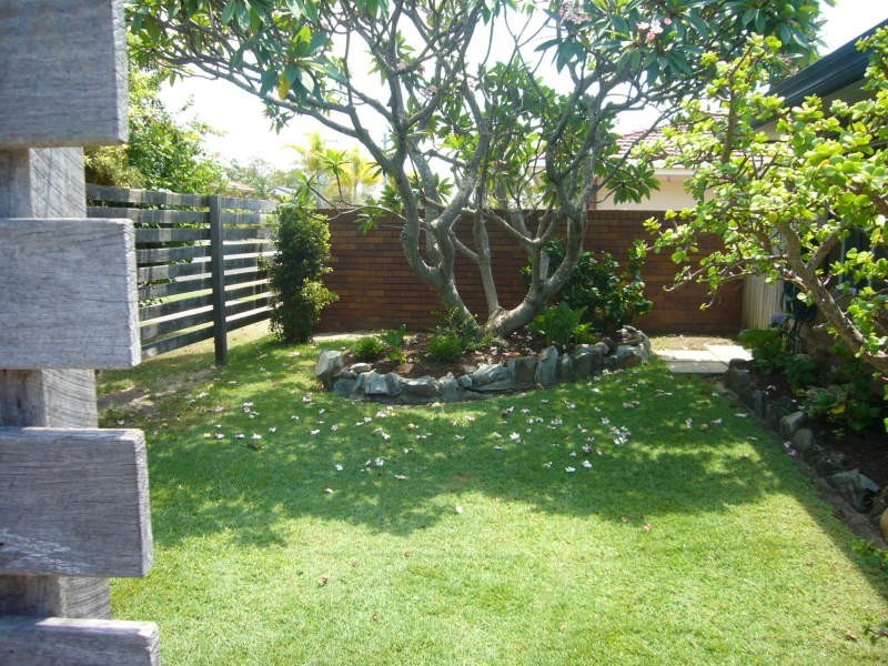 27 Elanora Avenue, Mooloolaba QLD 4557