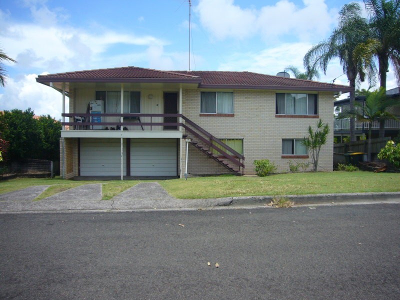 17 Lentara Street, Mooloolaba QLD 4557