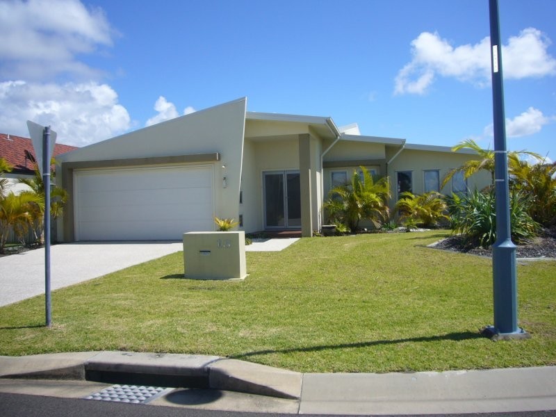 18 Margarita Court, Kawana Island QLD 4575