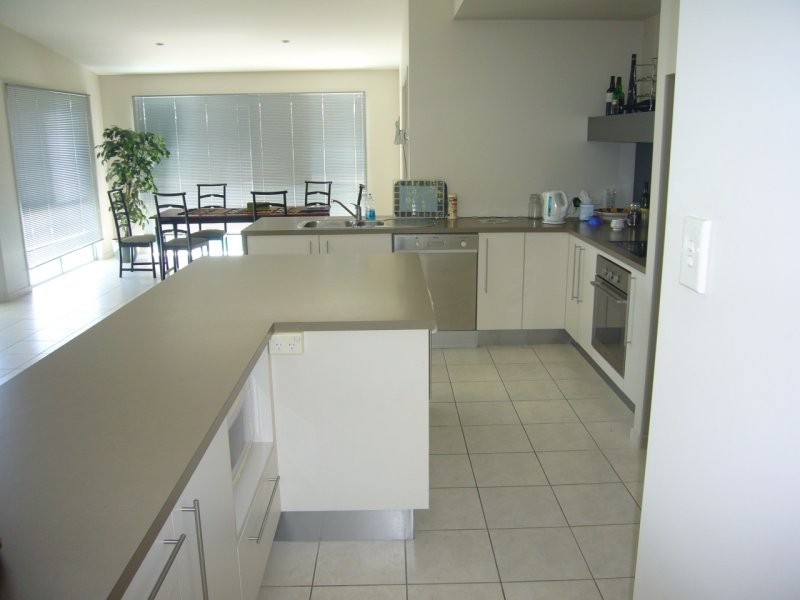 18 Margarita Court, Kawana Island QLD 4575