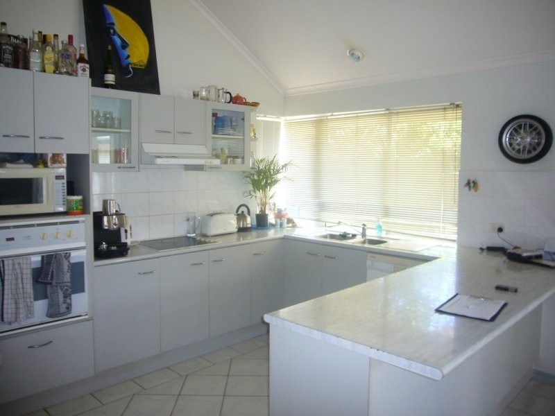 33 Bauhinia Drive, Mooloolaba QLD 4557