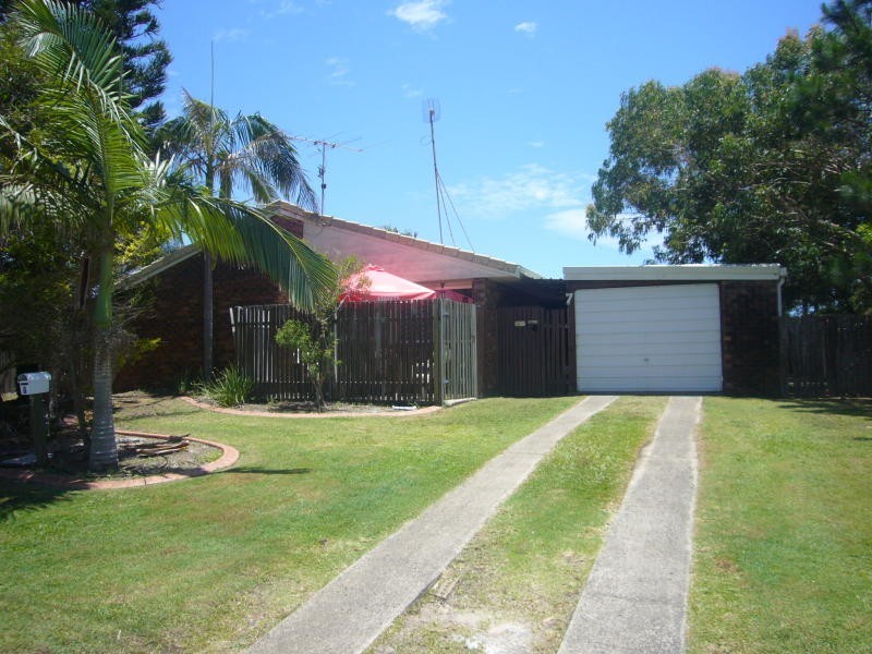 7 Minkara Street, Warana QLD 4575