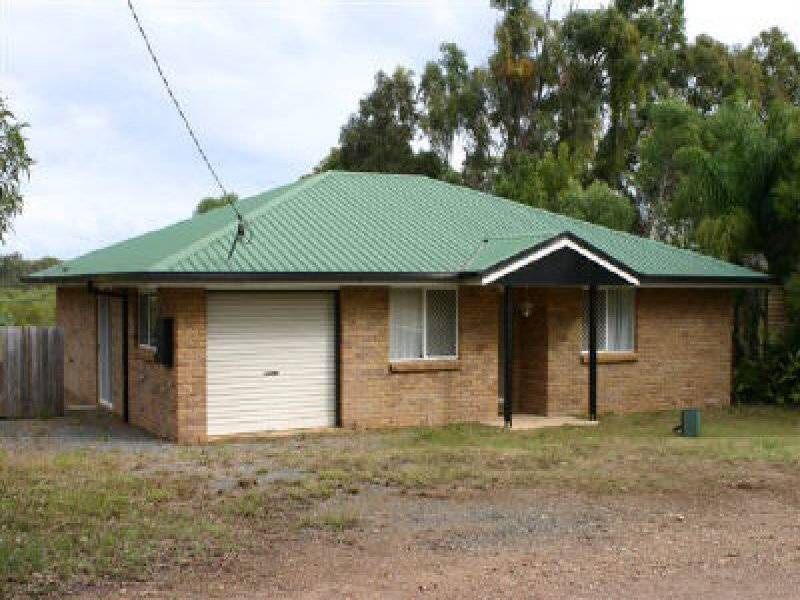 16 Calm Waters Crescent, Macleay Island QLD 4184