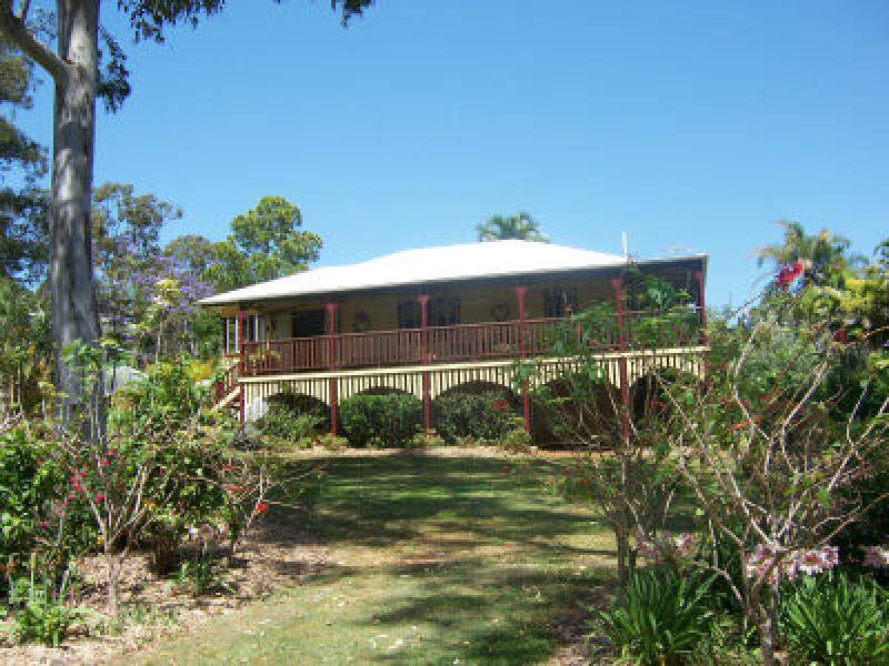 64 Perulpa Drive, Lamb Island QLD 4184