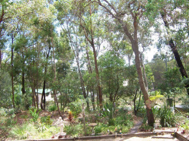 4 Wharf Street, Macleay Island QLD 4184