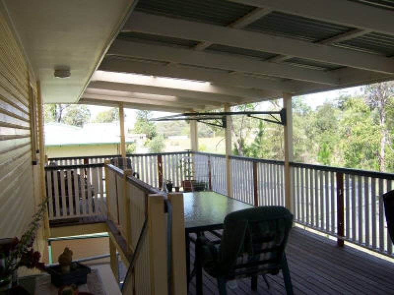 54 Scotts Rd, Macleay Island QLD 4184