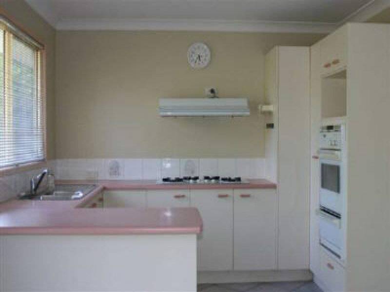 8 Florence Street, Macleay Island QLD 4184