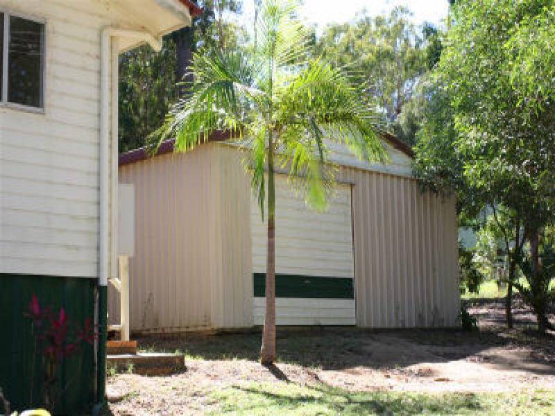 102 Kate Street, Macleay Island QLD 4184