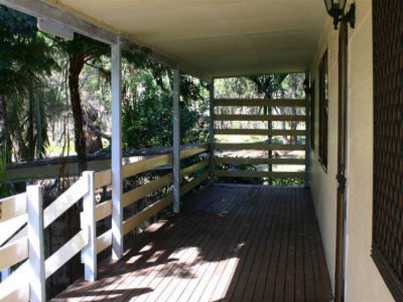 4 Wanda Street, Macleay Island QLD 4184