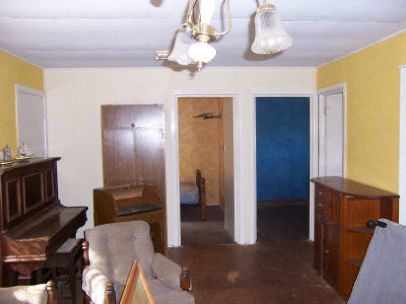 25 Betty Street, Macleay Island QLD 4184