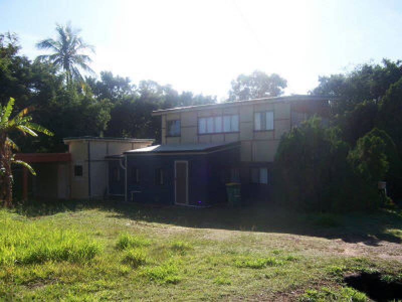 5 Hamilton Parade, Macleay Island QLD 4184