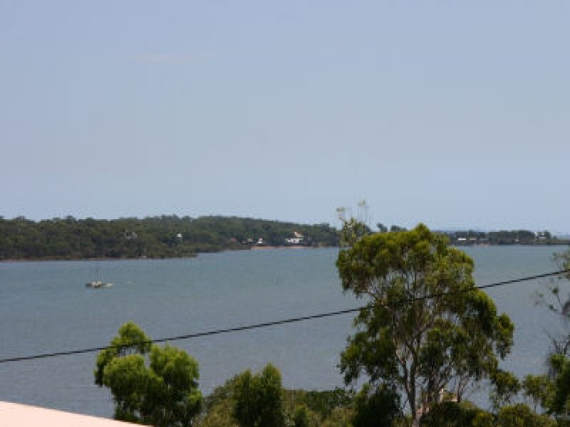 35 Florence Street, Macleay Island QLD 4184