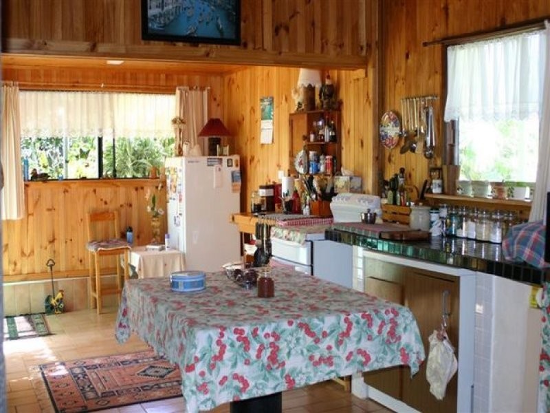 14 Lovell Parade, Lamb Island QLD 4184