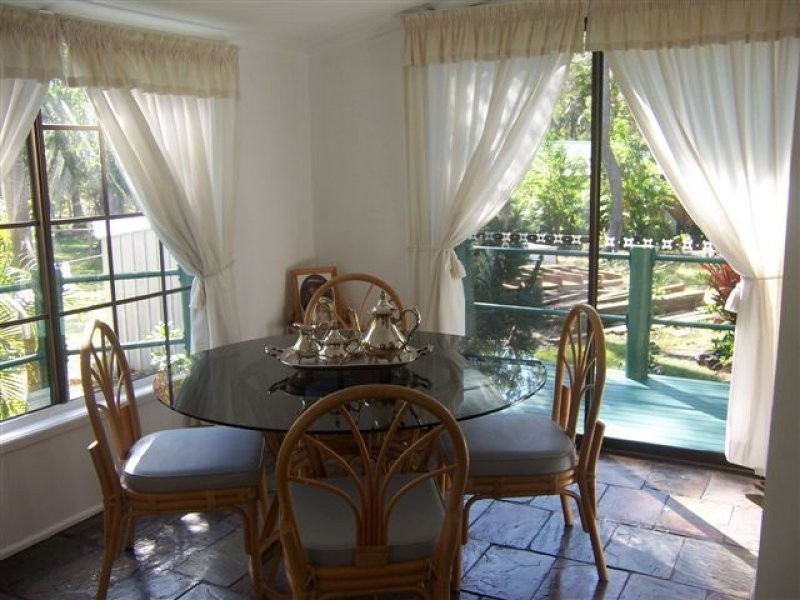 68 Coondooroopa, Macleay Island QLD 4184