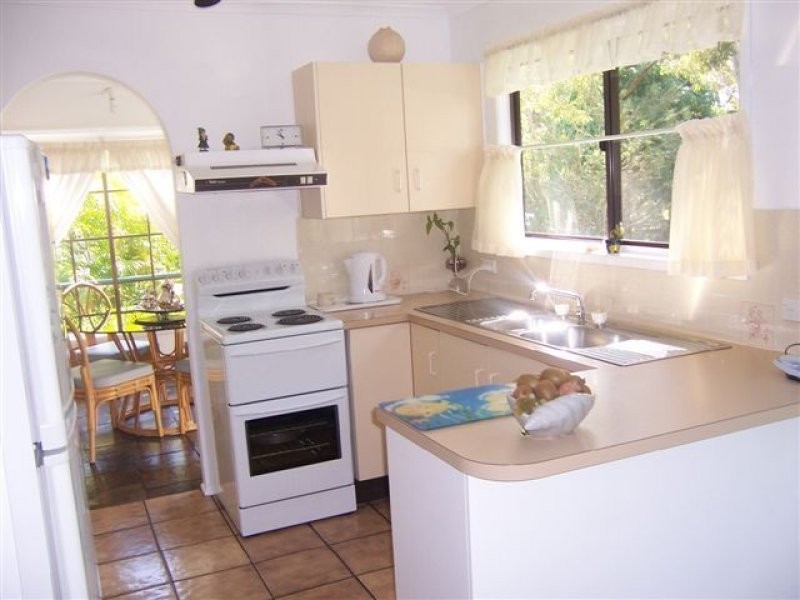 68 Coondooroopa, Macleay Island QLD 4184