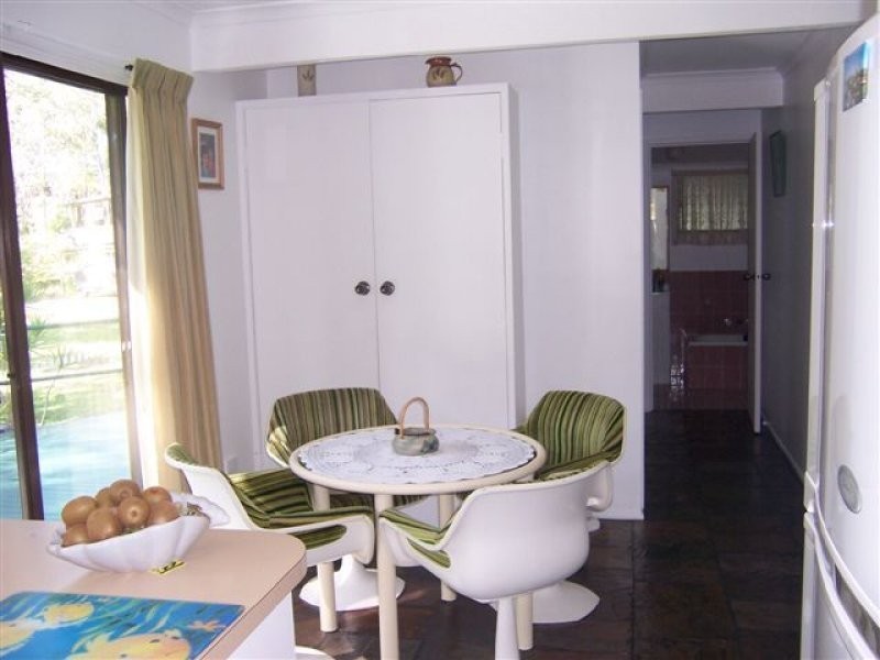 68 Coondooroopa, Macleay Island QLD 4184