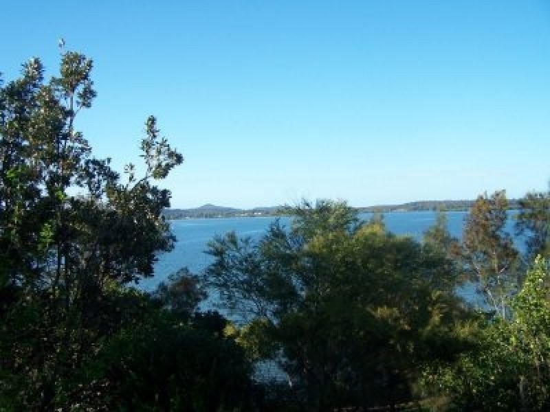 48 Resthaven Drive, Lamb Island QLD 4184