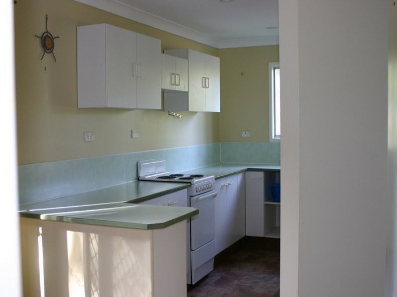 102 Kate Street, Macleay Island QLD 4184