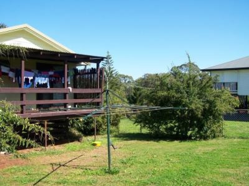 18 Melaleuca Drive, Lamb Island QLD 4184