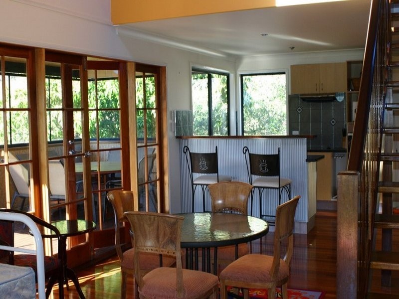 4 Quail Place, Macleay Island QLD 4184