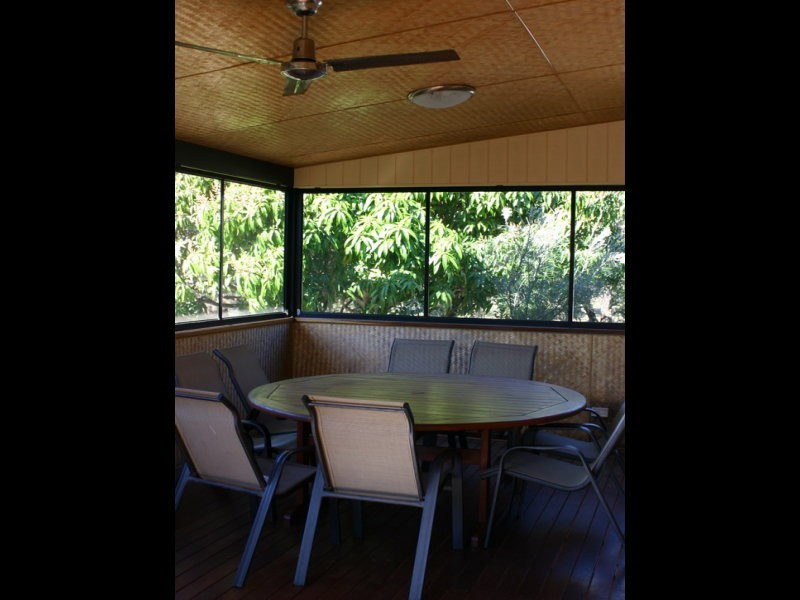 4 Quail Place, Macleay Island QLD 4184