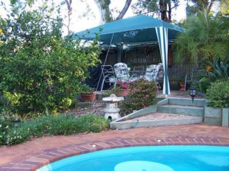 24 Wyena Avenue, Lamb Island QLD 4184