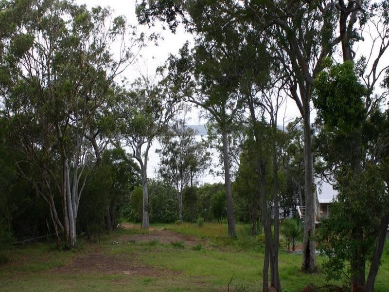 28 Leanne, Macleay Island QLD 4184