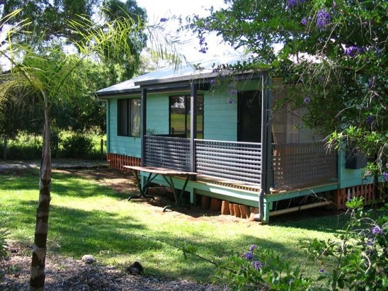 1 Con Street, Macleay Island QLD 4184