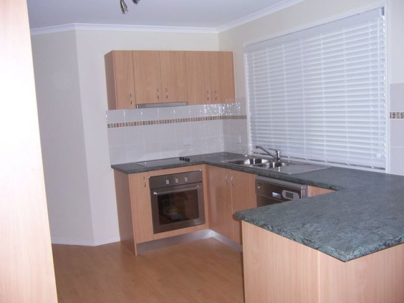 22 Panaroo Street, Macleay Island QLD 4184