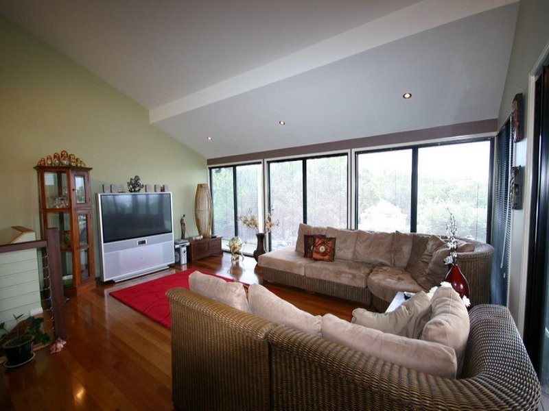 48 Barramundi Street, Macleay Island QLD 4184