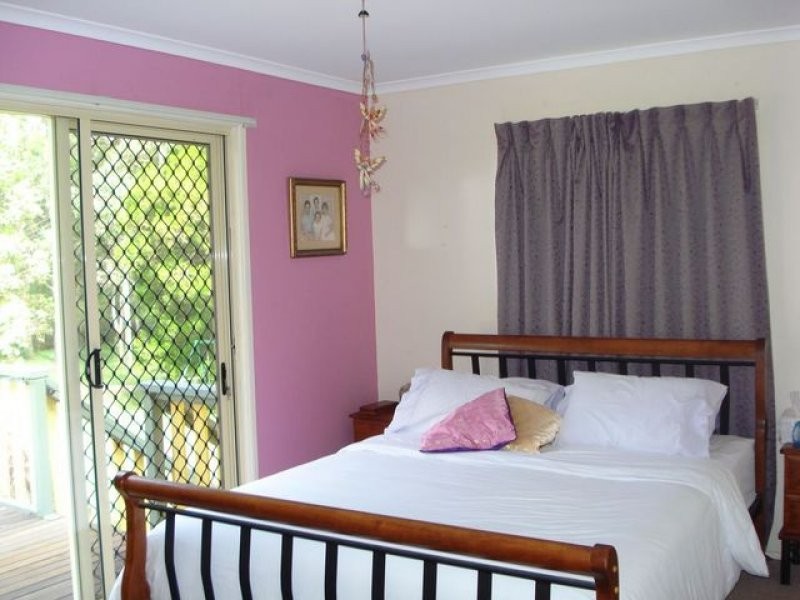 2 Boxwood Avenue, Lamb Island QLD 4184