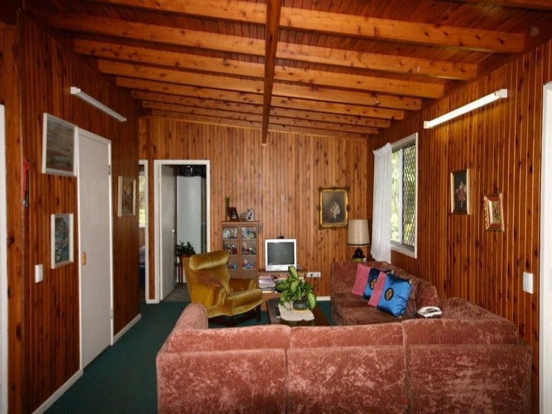 7 Noondo, Macleay Island QLD 4184